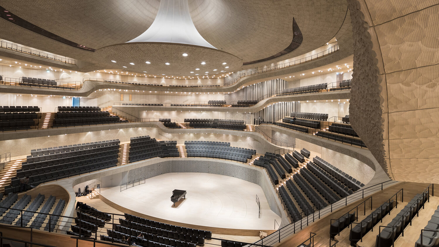 Hosts Global | Discover Hamburgs Elbphilharmonie Germany