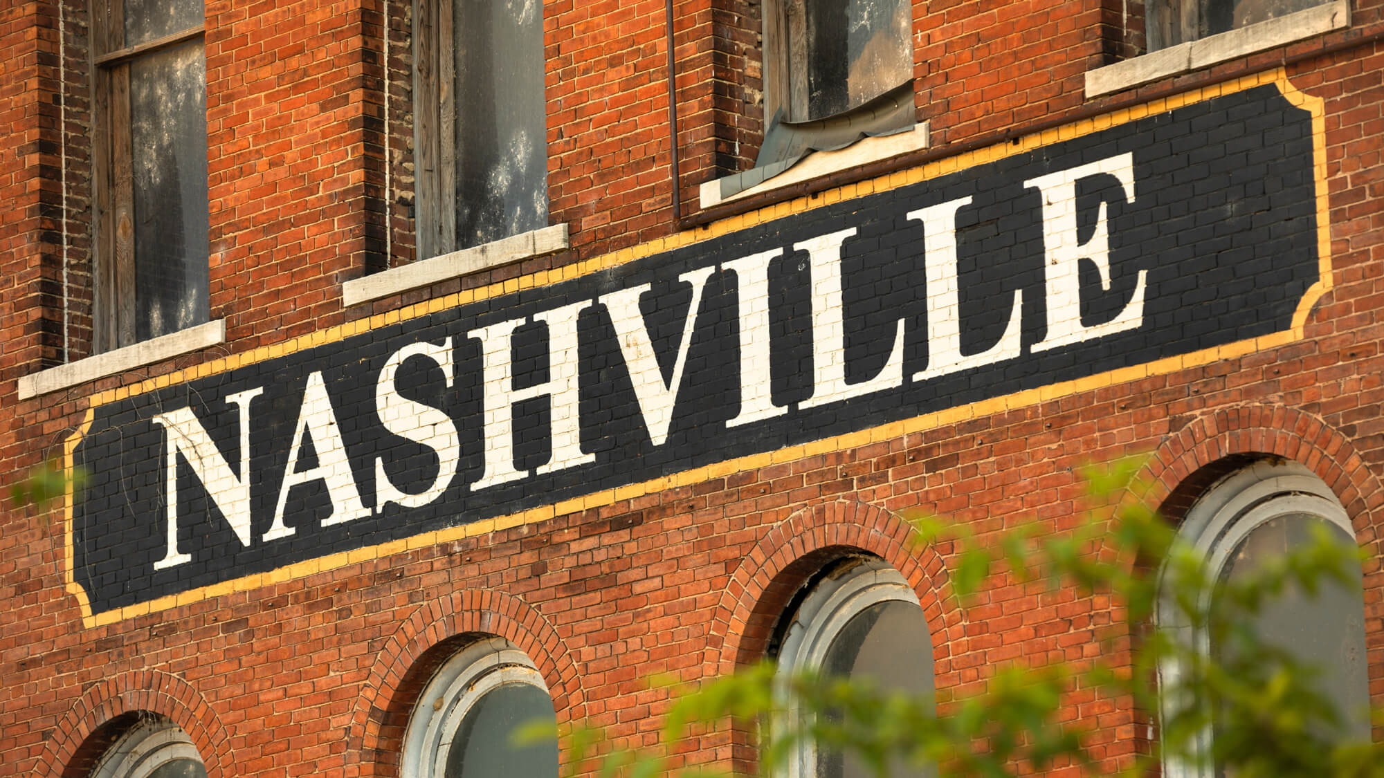Hosts Global | Discover Nashville