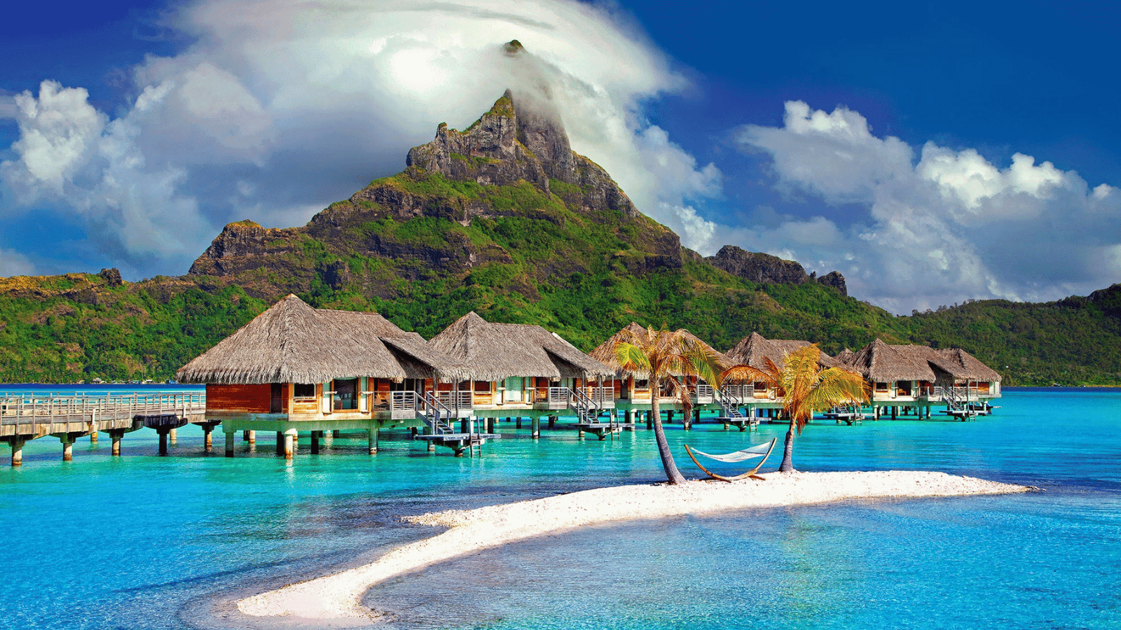 Hosts Global | Discover Tahiti Luxurious Accomodations
