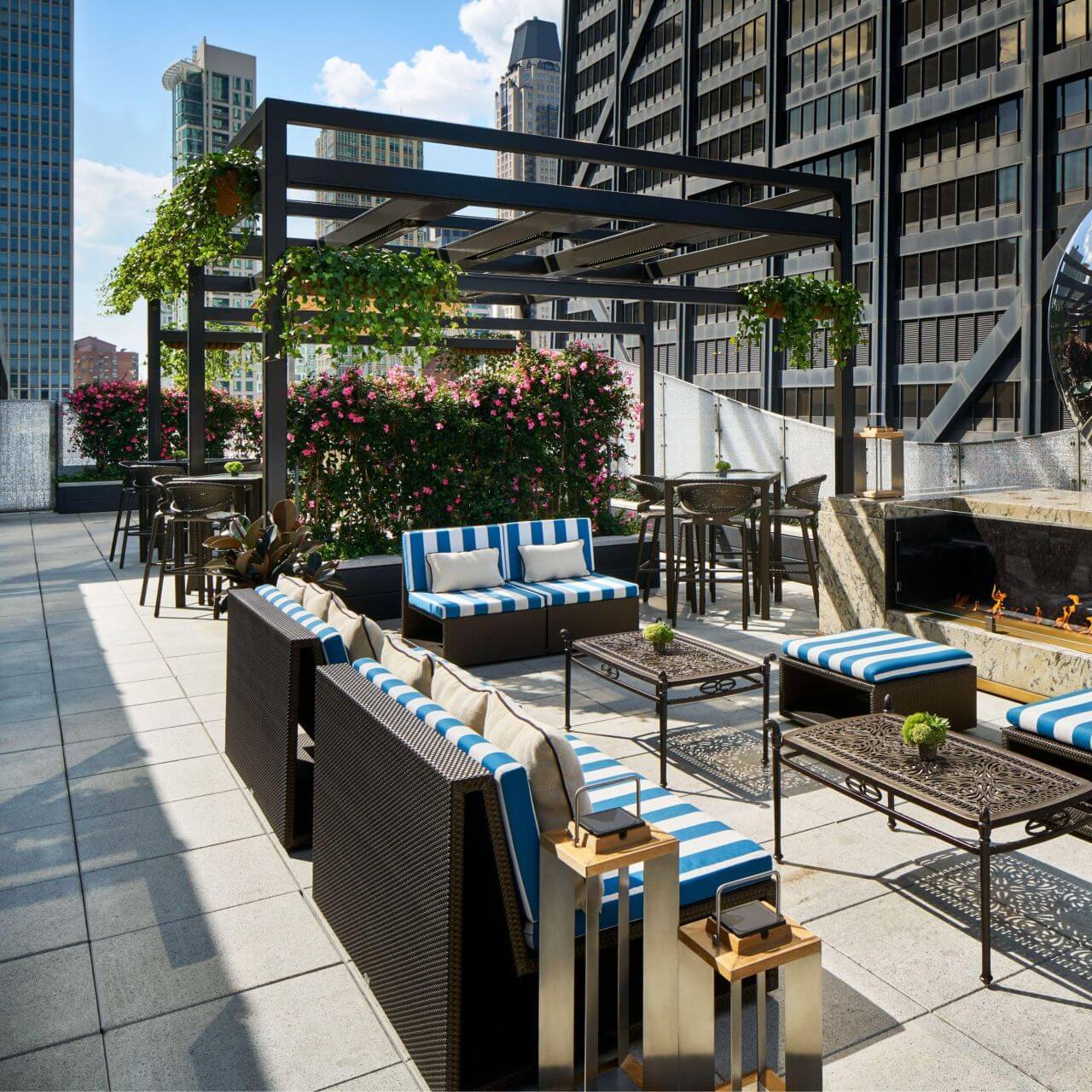 Hosts Global | Discover Luxurious Accommodations in Chicago