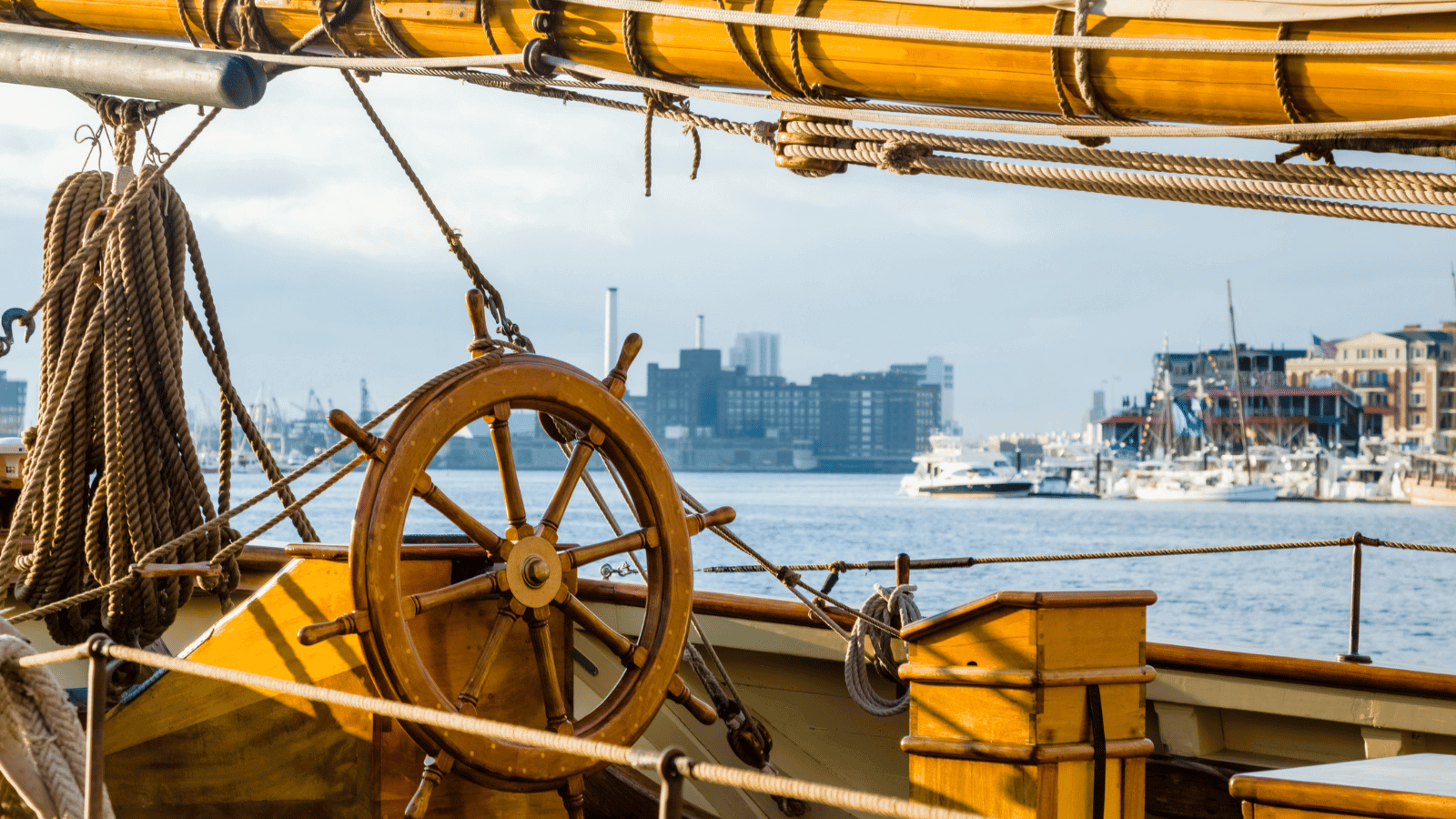 Hosts Global | Baltimore Activities | Sailing in Inner Harbor 