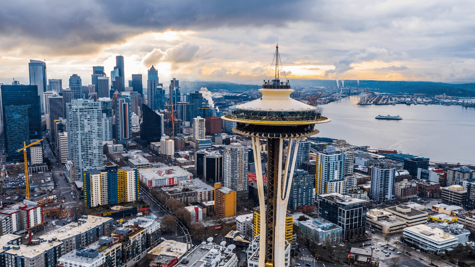 Hosts Global | Seattle Skyline