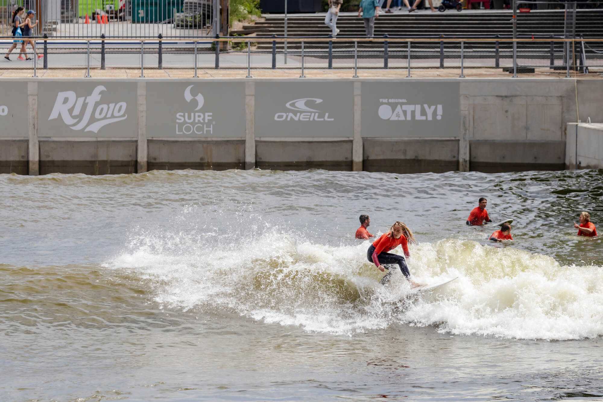 Hosts Global | RiF010: the downtown Rotterdam wave pool