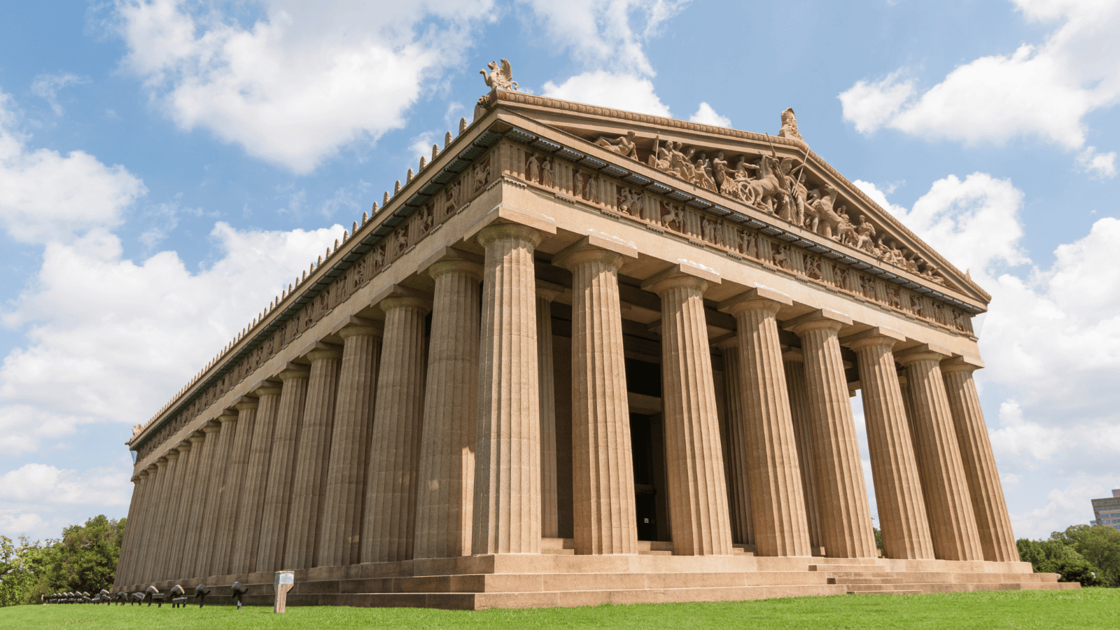 Hosts Global | Nashville Parthenon Replica