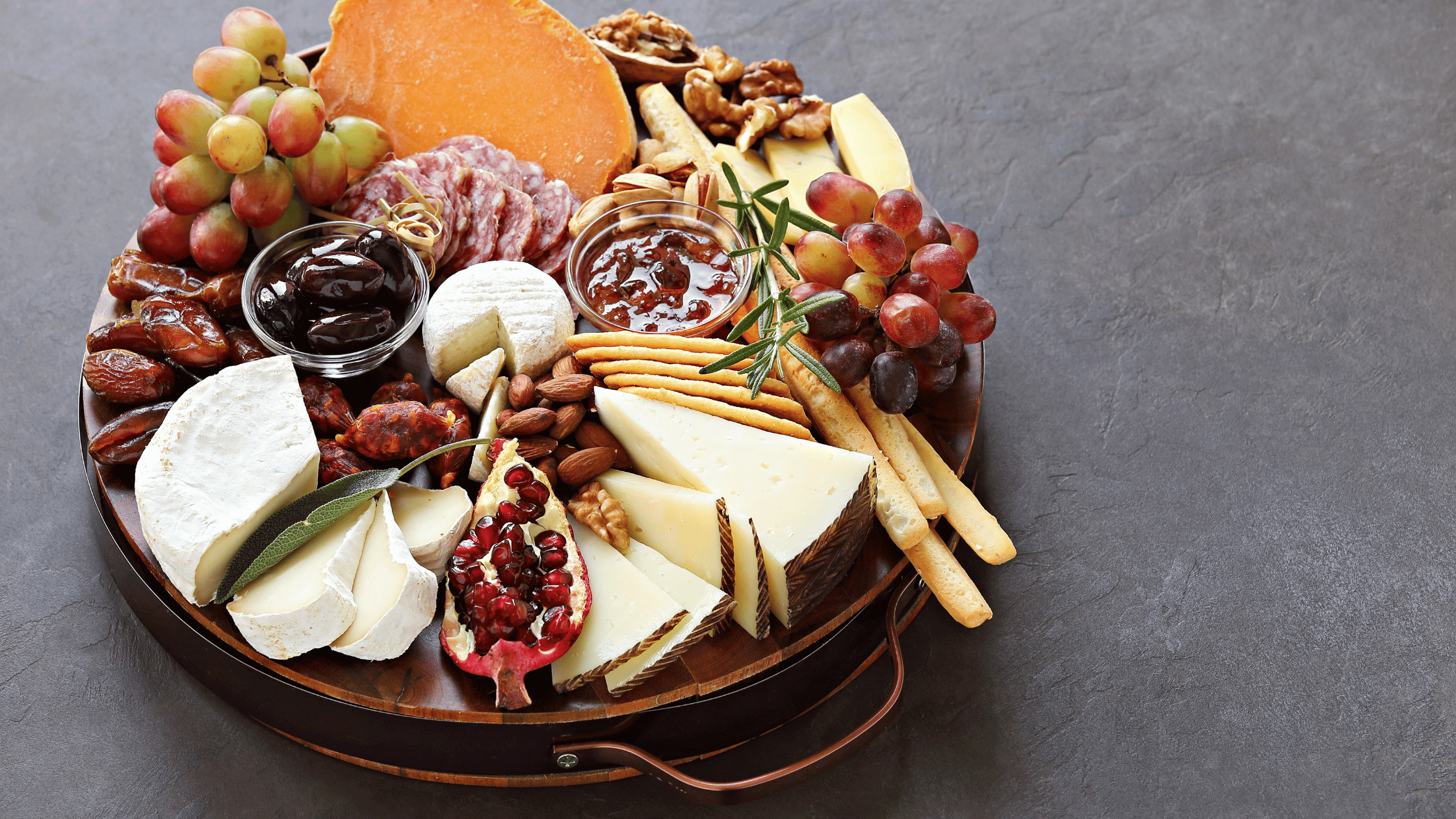 Artesianal cheese platter